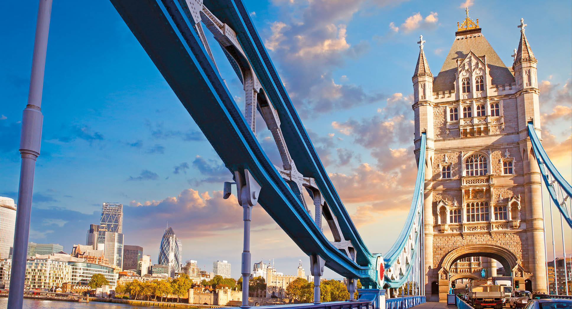 London with Tower Bridge, The Tower and modern buildings on the bank of river Thames