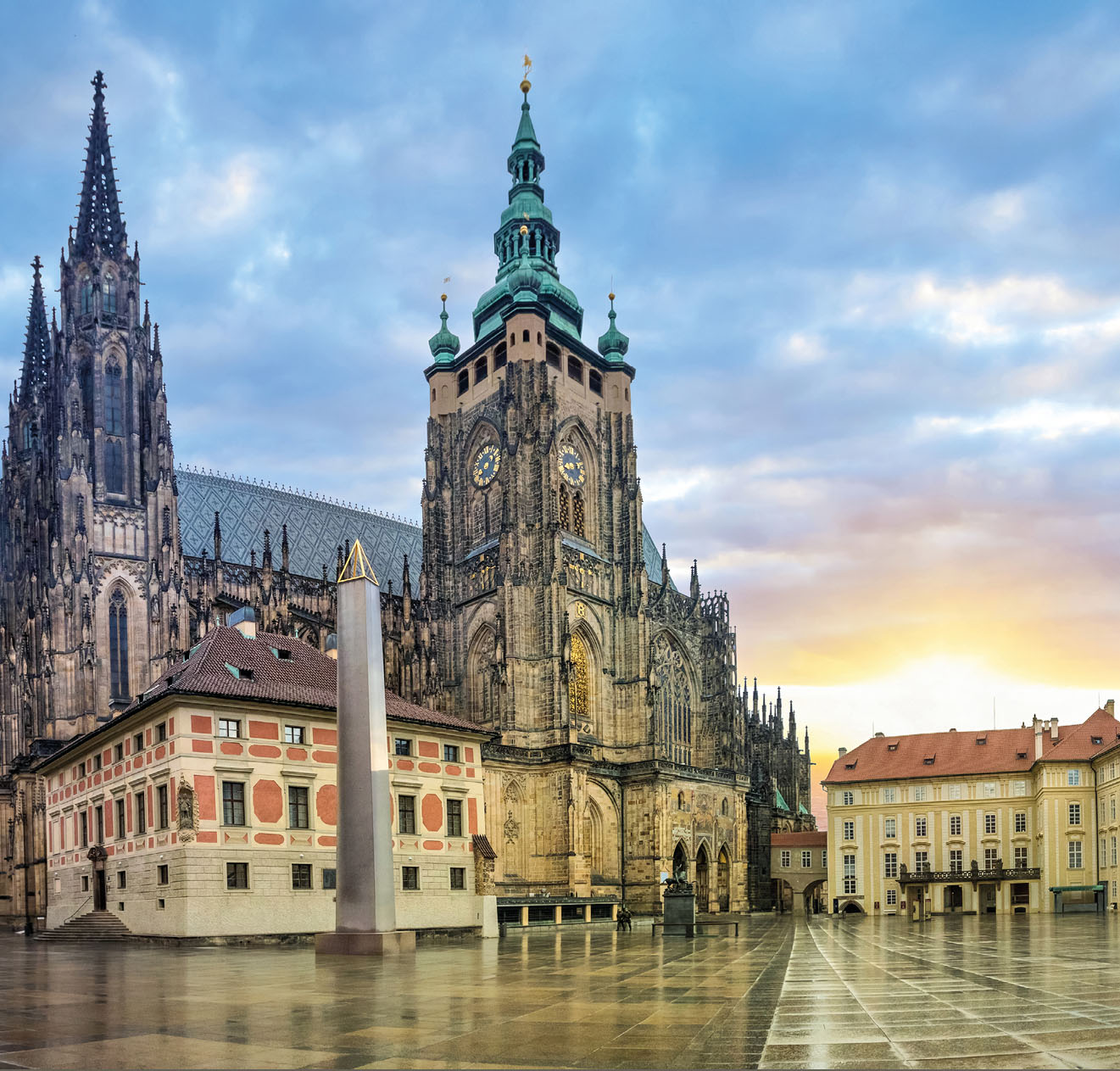 St. Vitus Cathedral in Prazsky Hrad complex in Prague, Czech Republic (HDR image)
